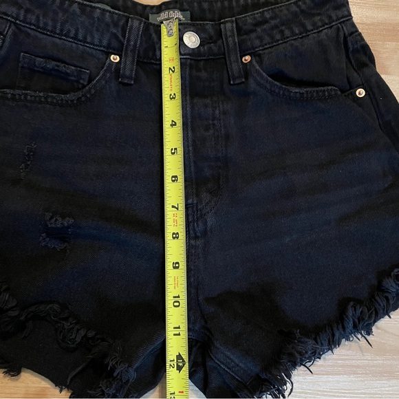 Wild Fable Highest Rise Black Cut Off Shorts Size 2 Denim Distressed Accents - Picture 7 of 9